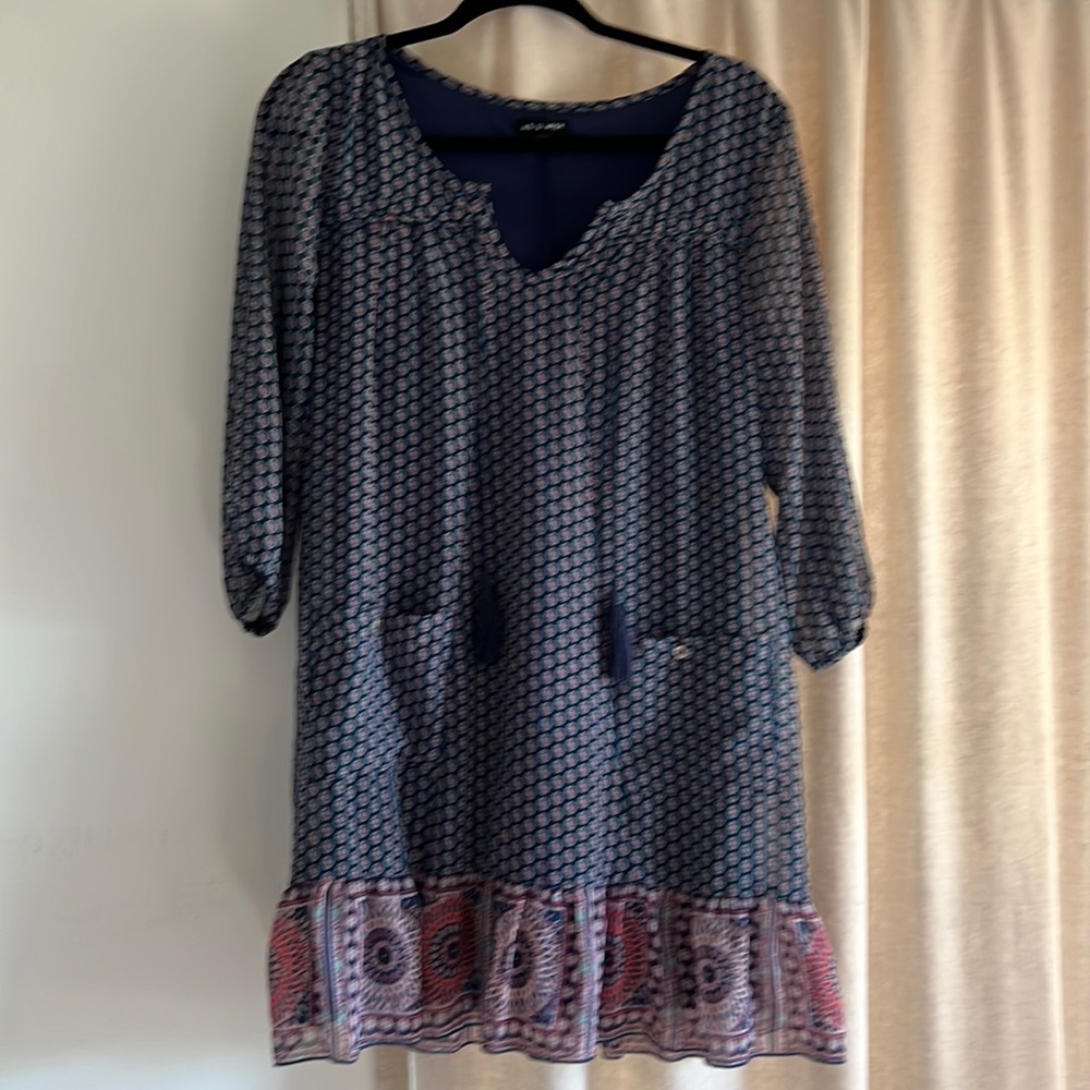 navy/pink dress